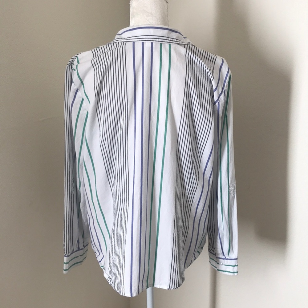 ☀️Jaclyn Smith Button Down Top - Picture 4 of 8